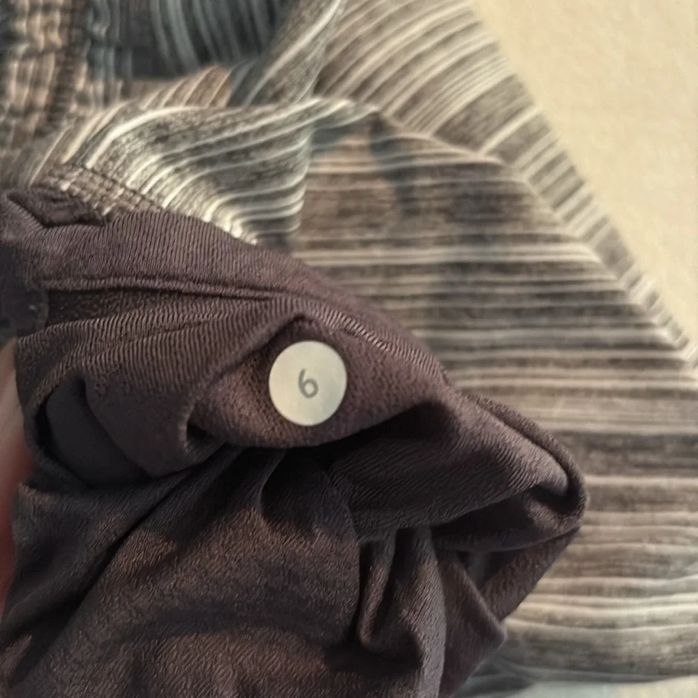 LULULEMON Gray Striped Activewear Vest Top - Picture 7 of 10